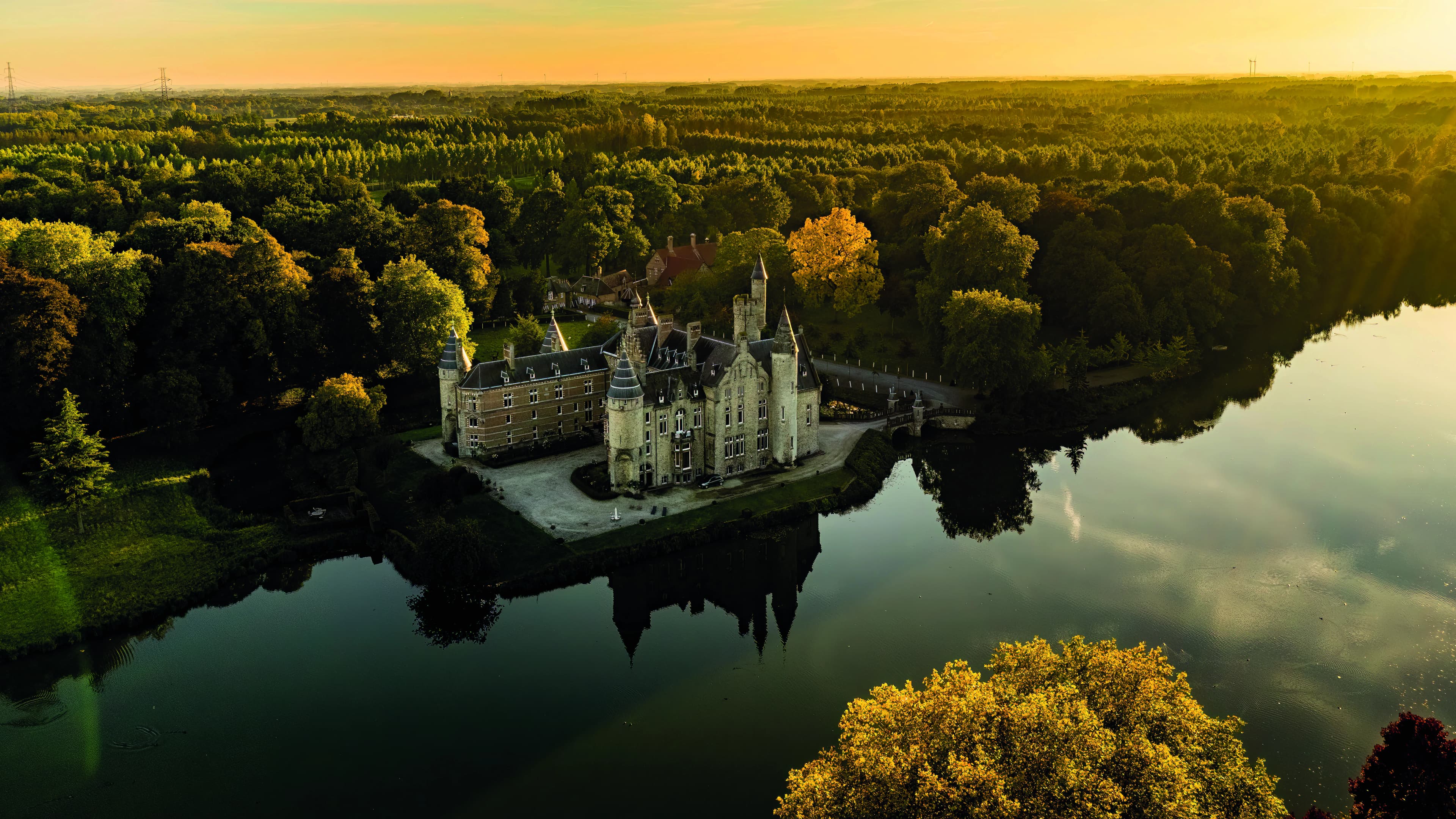 Kasteel Marnix de Sainte Aldegonde in Regionaal landschap Schelde - Durme